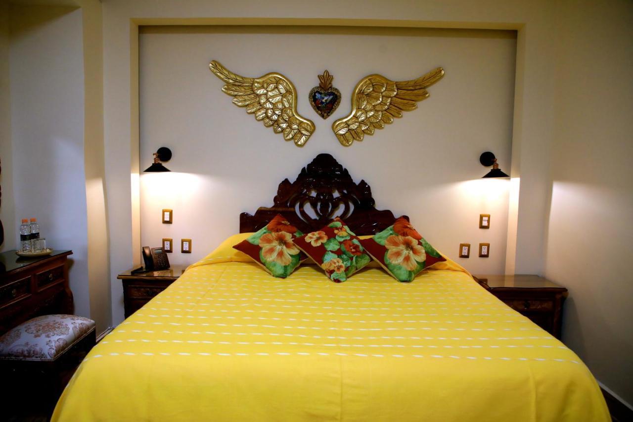 Hotel Casa Baez Пацкуаро Экстерьер фото