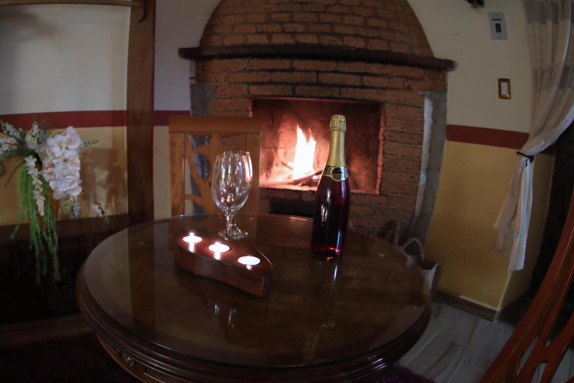 Hotel Casa Baez Пацкуаро Экстерьер фото