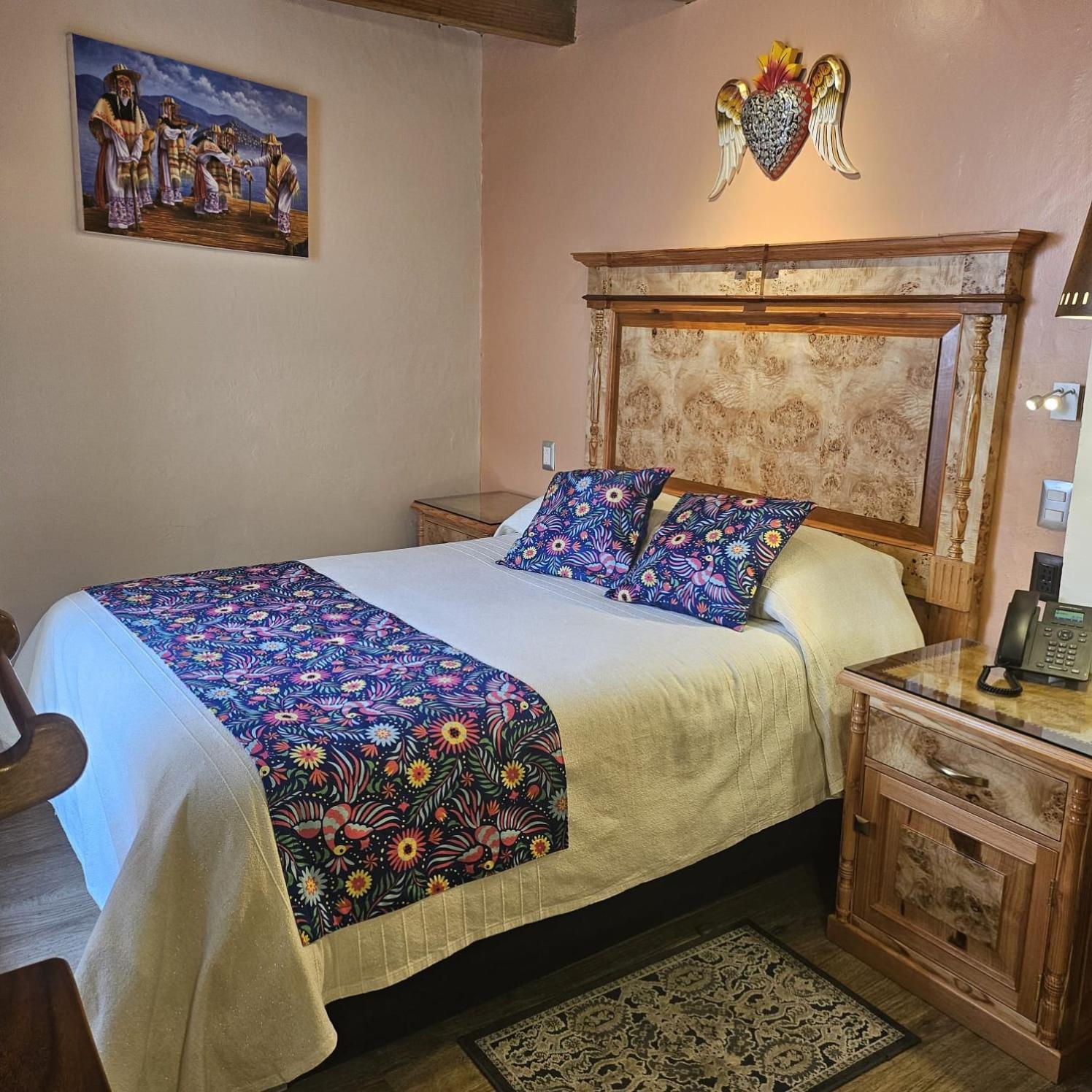 Hotel Casa Baez Пацкуаро Экстерьер фото