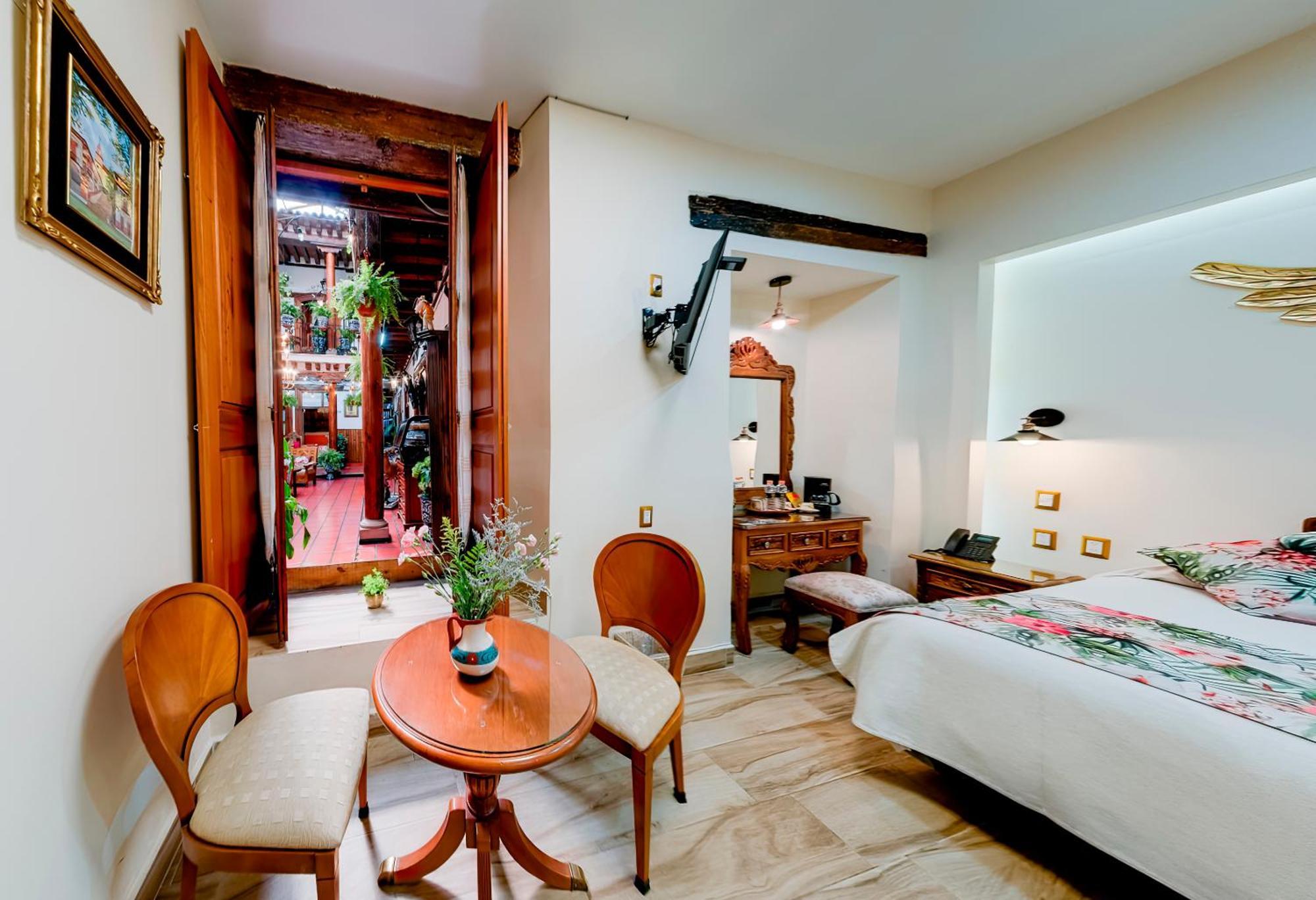 Hotel Casa Baez Пацкуаро Экстерьер фото