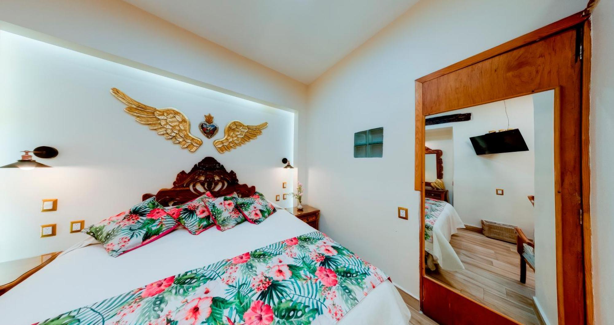 Hotel Casa Baez Пацкуаро Экстерьер фото